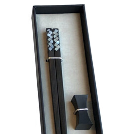 Tatsu Traditional chopsticks in cadeauverpakking (1 setje chopsticks + 1 rest)